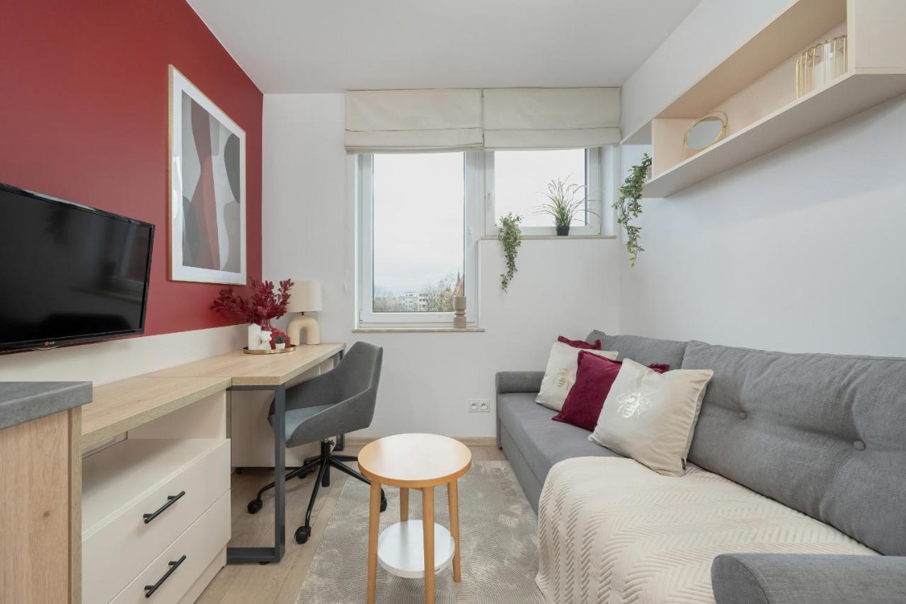 Trendy Studios With Home Office Near Wroclaw Main Station By Noclegi Renters מראה חיצוני תמונה