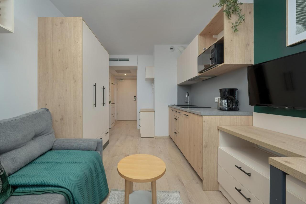 Trendy Studios With Home Office Near Wroclaw Main Station By Noclegi Renters מראה חיצוני תמונה