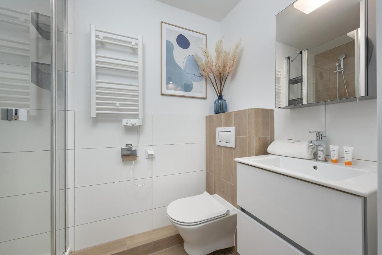 Trendy Studios With Home Office Near Wroclaw Main Station By Noclegi Renters מראה חיצוני תמונה